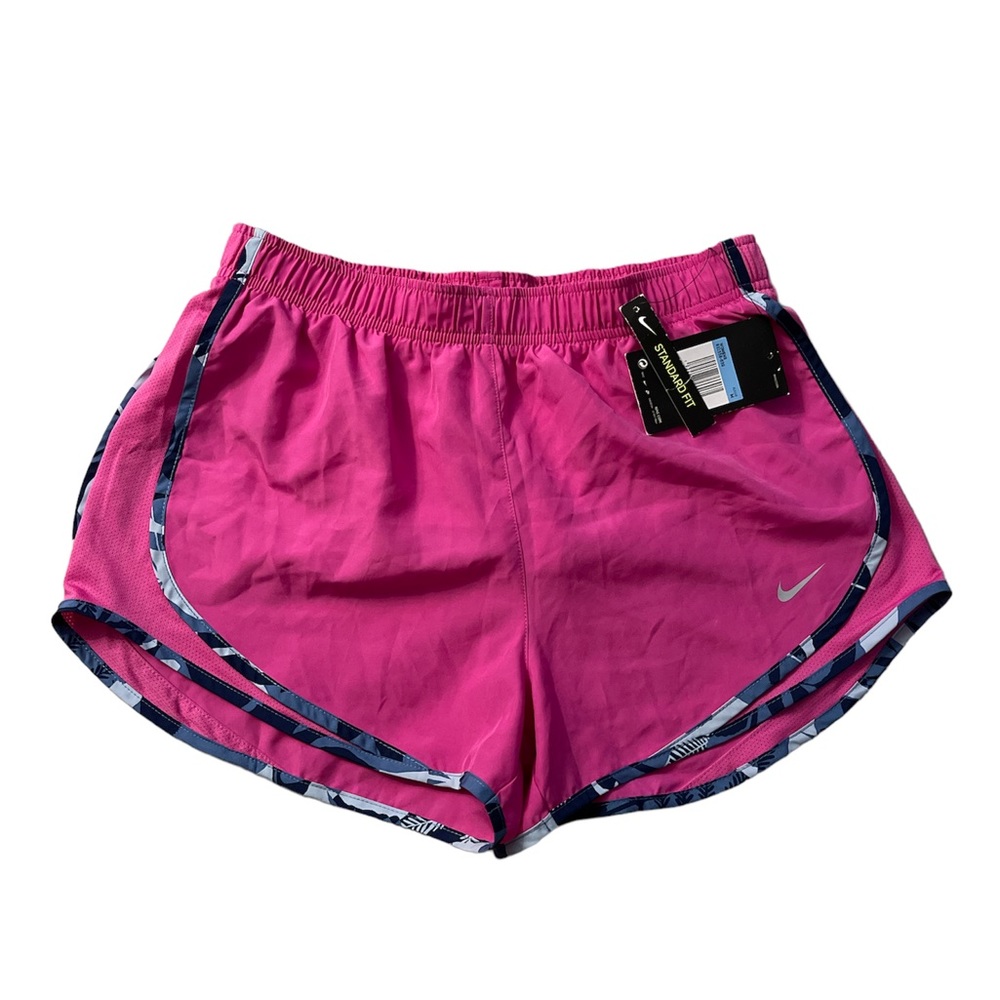 Nwt Nike Medium dri fit shorts